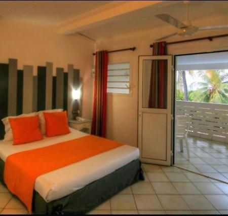 Hotel Caravelle Ла Трините Екстериор снимка